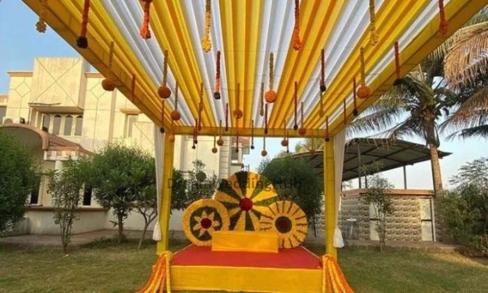 Glamorous Wedding Decor